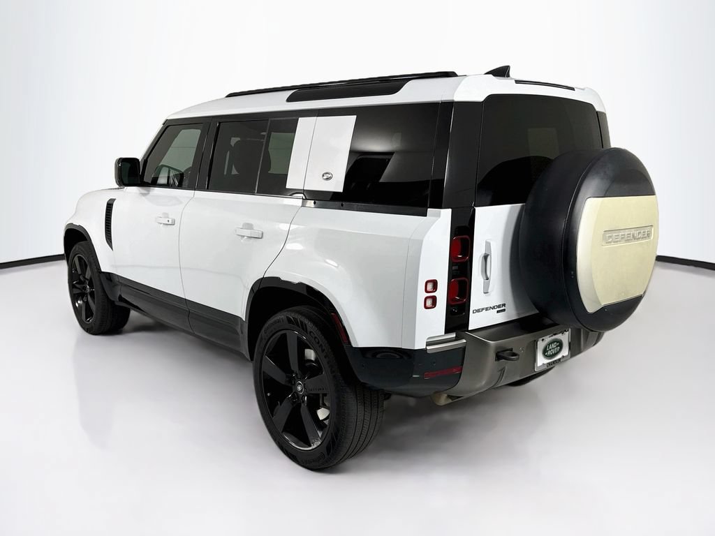 Used 2022 Land Rover Defender 110 X-Dynamic SE AWD/4WD image 7