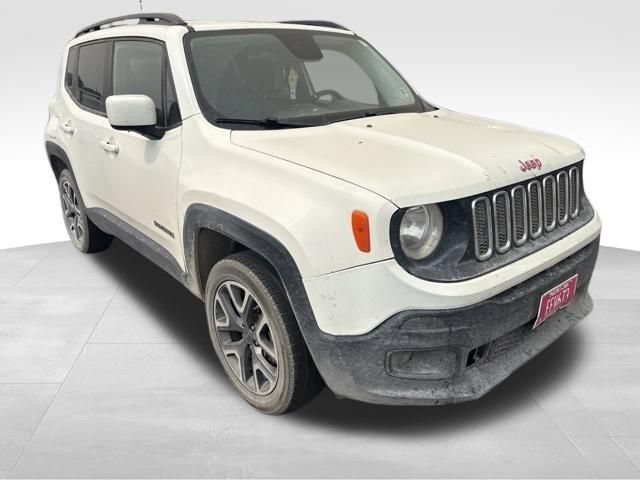 Used 2017 Jeep Renegade Latitude AWD/4WD image 6