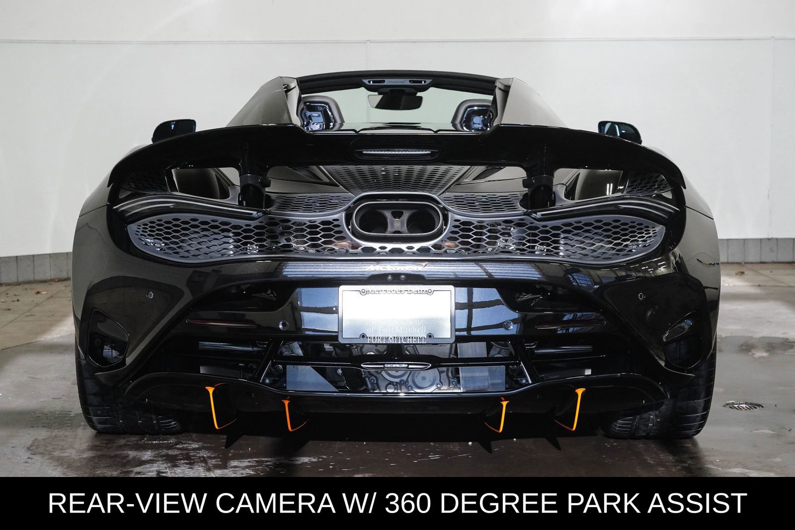 Used 2025 McLaren 750S Spider image 9