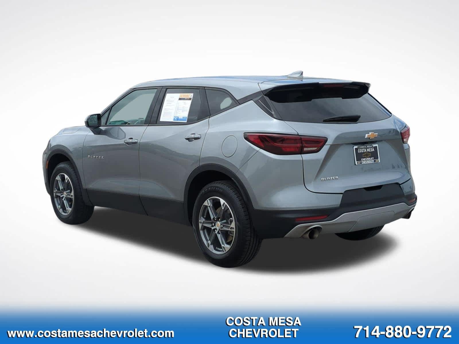 Used 2025 Chevrolet Blazer LT FWD image 7