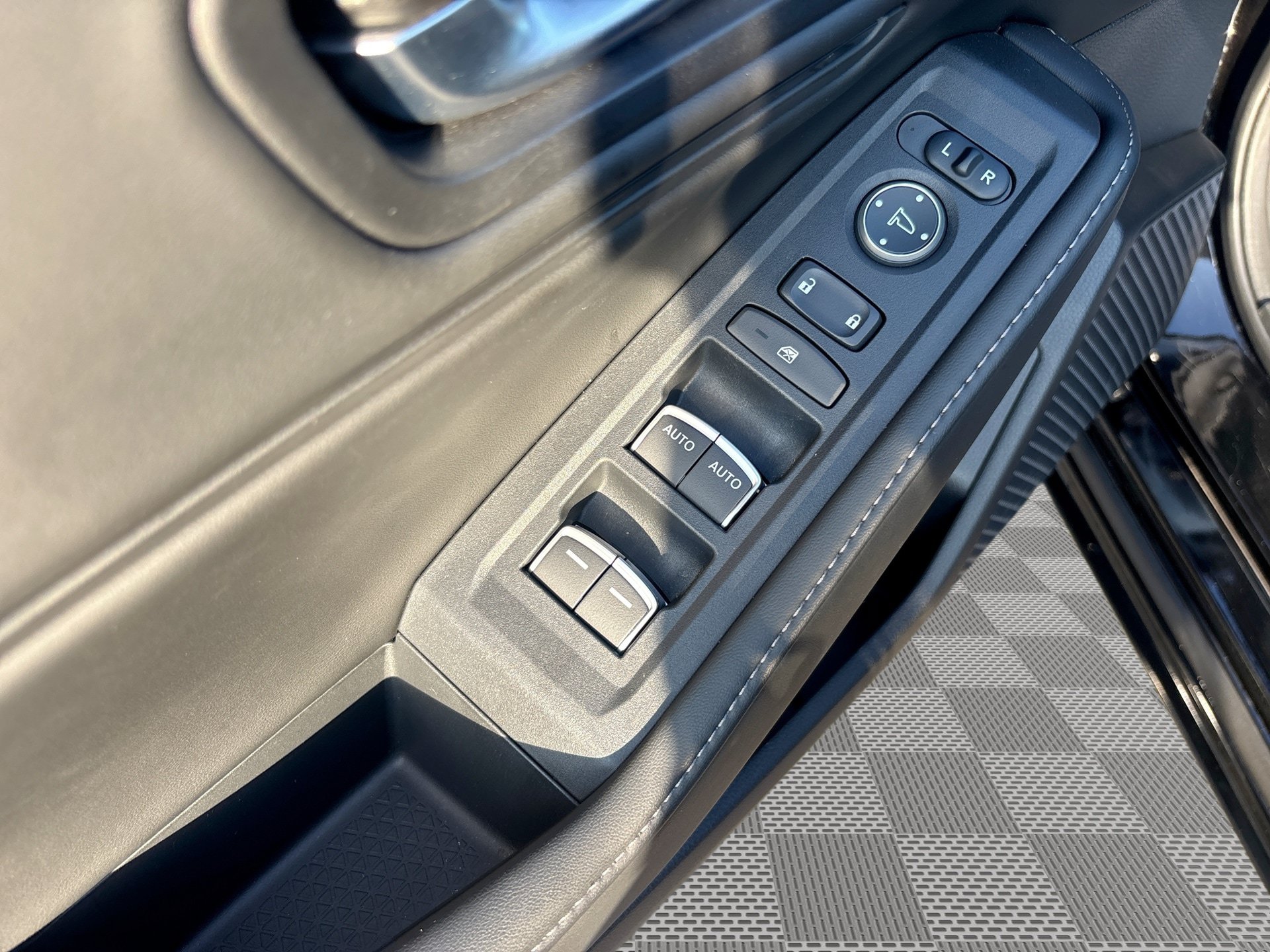 Used 2023 Honda Accord Sport image 15