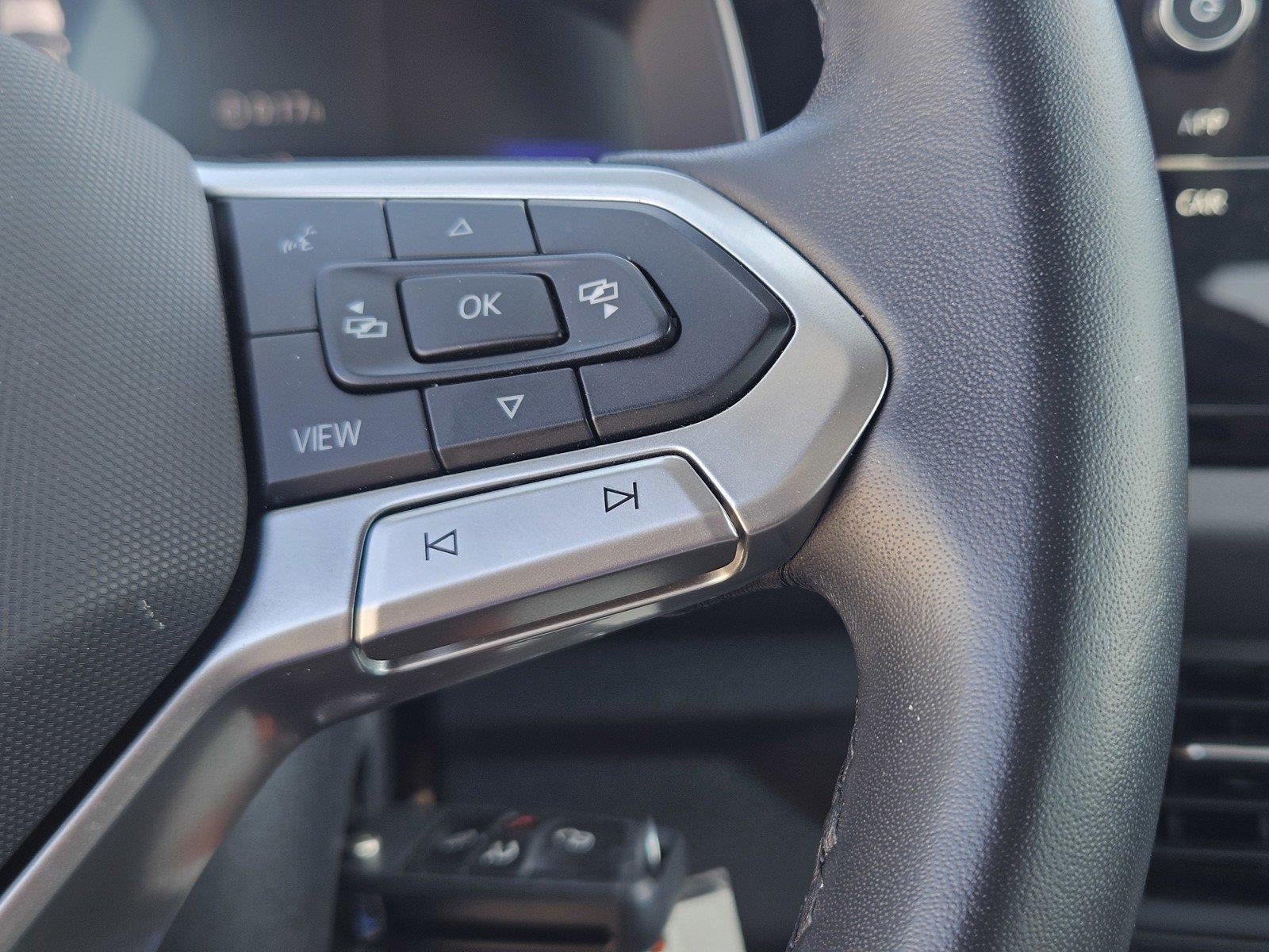 Used 2025 Volkswagen Jetta Sport FWD image 24