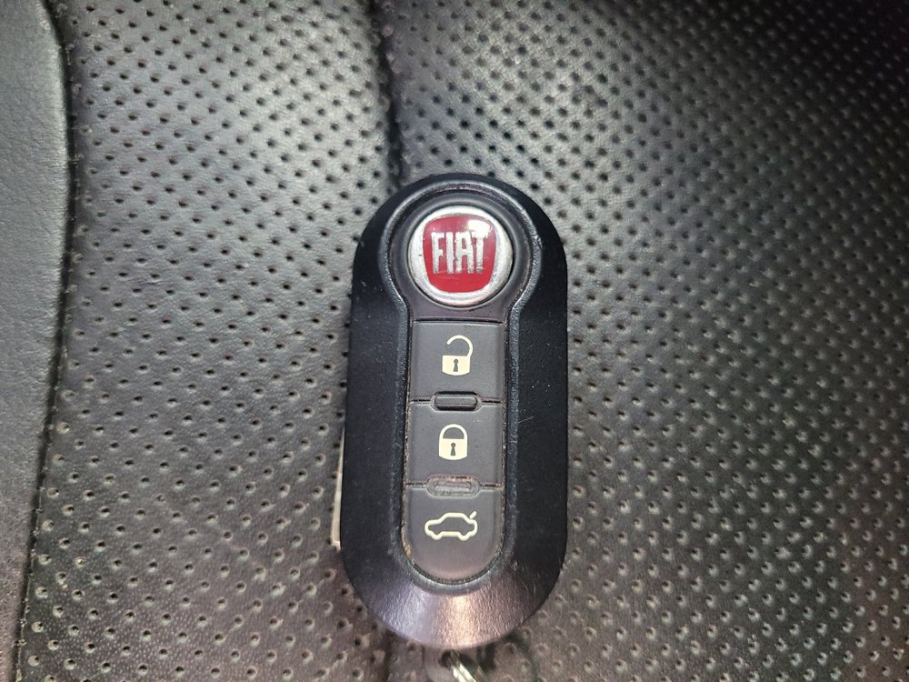 Used 2019 FIAT 500L Trekking w/ Popular Equipment Group FWD image 32