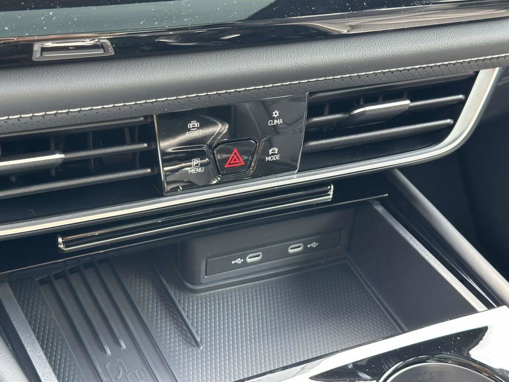 New 2026 Volkswagen Atlas Cross Sport SE image 21