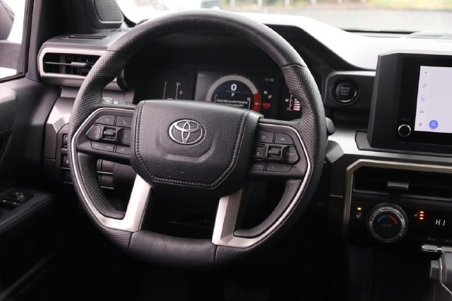 Used 2024 Toyota Tacoma SR5 AWD/4WD image 26