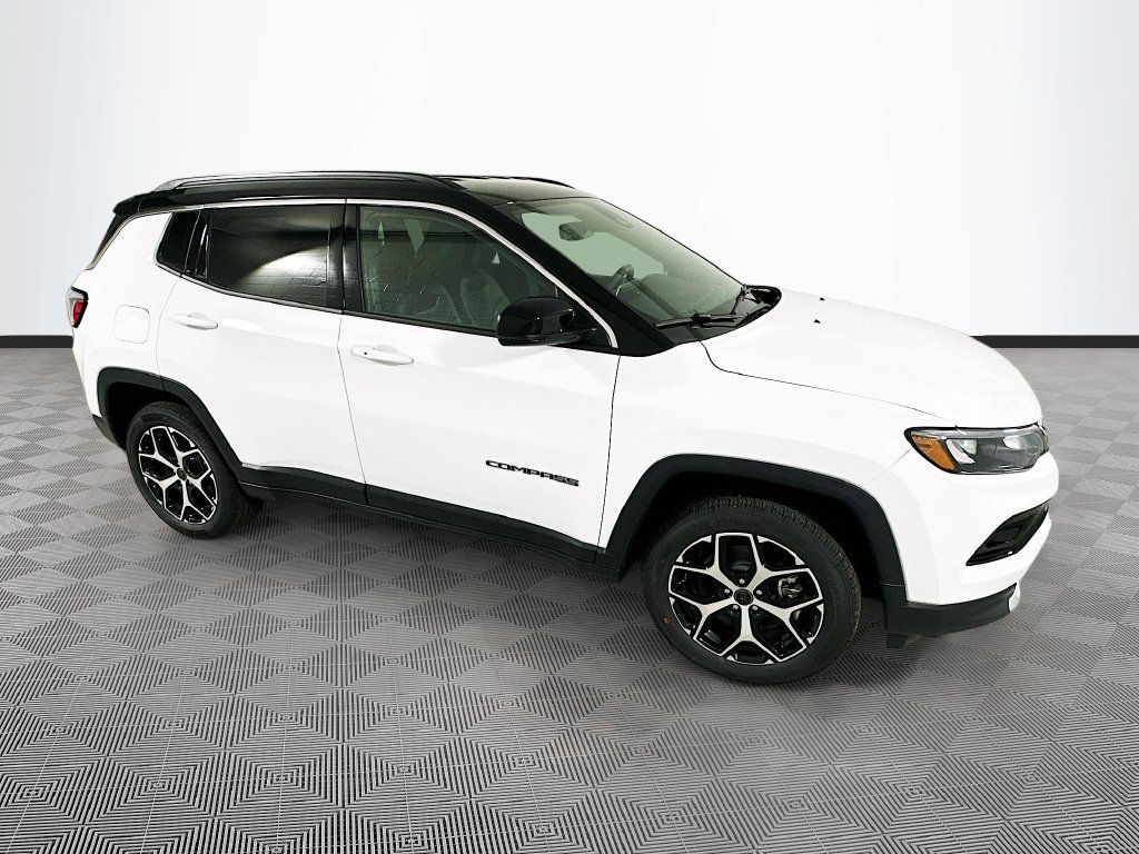 New 2026 Jeep Compass Limited AWD/4WD image 3