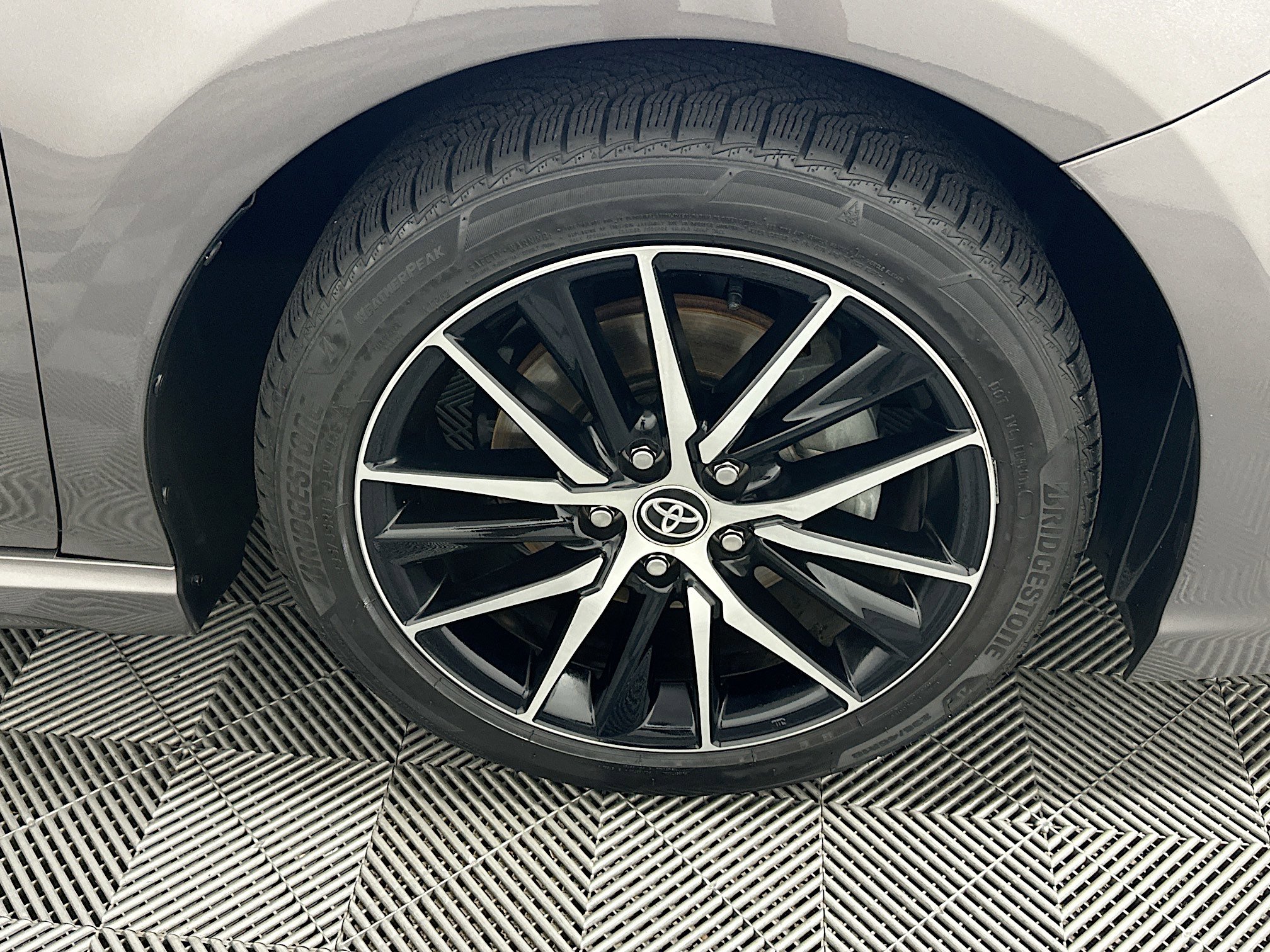 Used 2021 Toyota Camry SE image 11