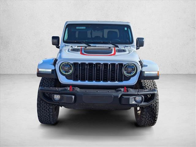 Used 2024 Jeep Gladiator Rubicon image 2