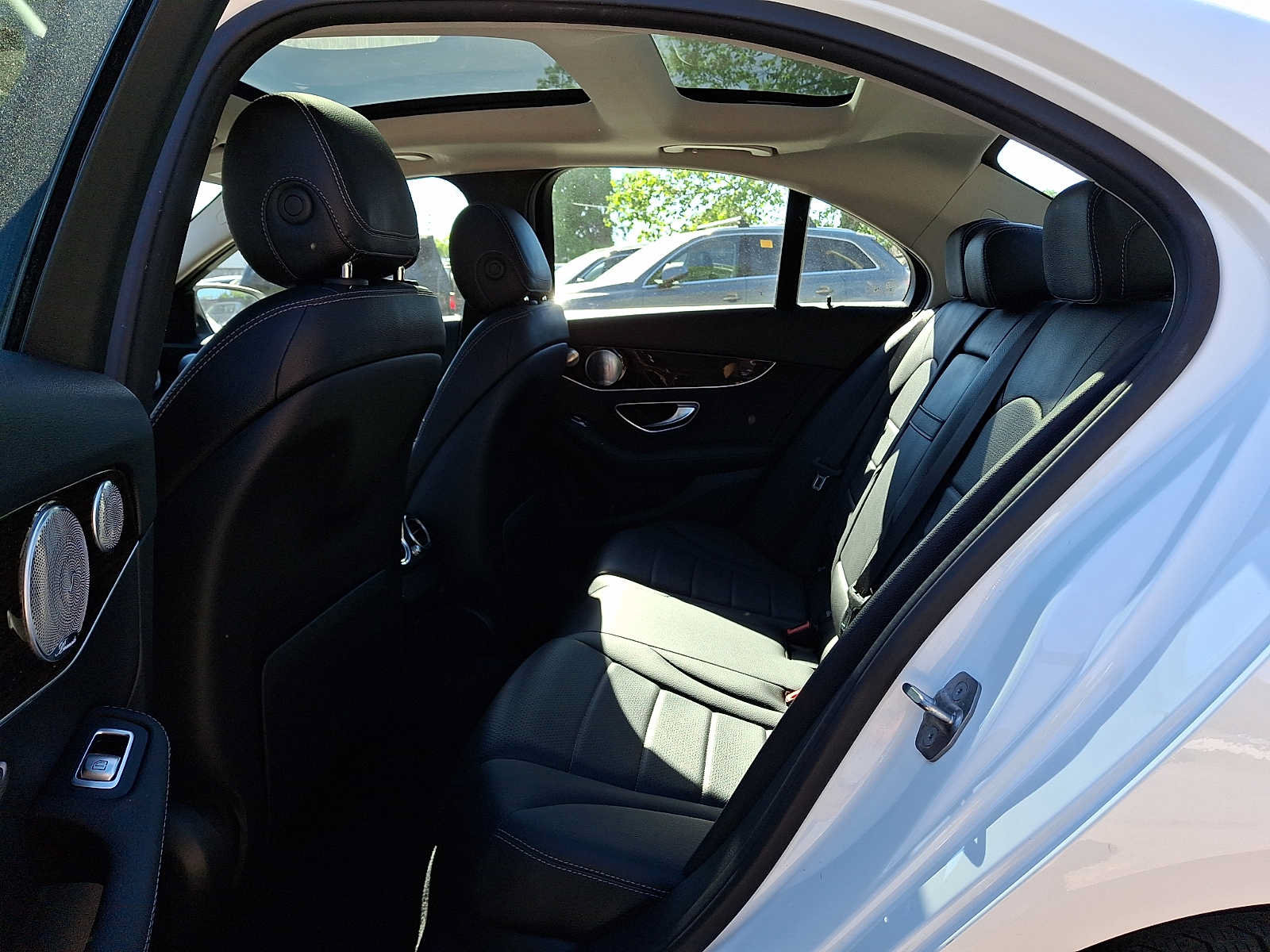 Used 2019 Mercedes-Benz C 300 4MATIC Sedan image 10