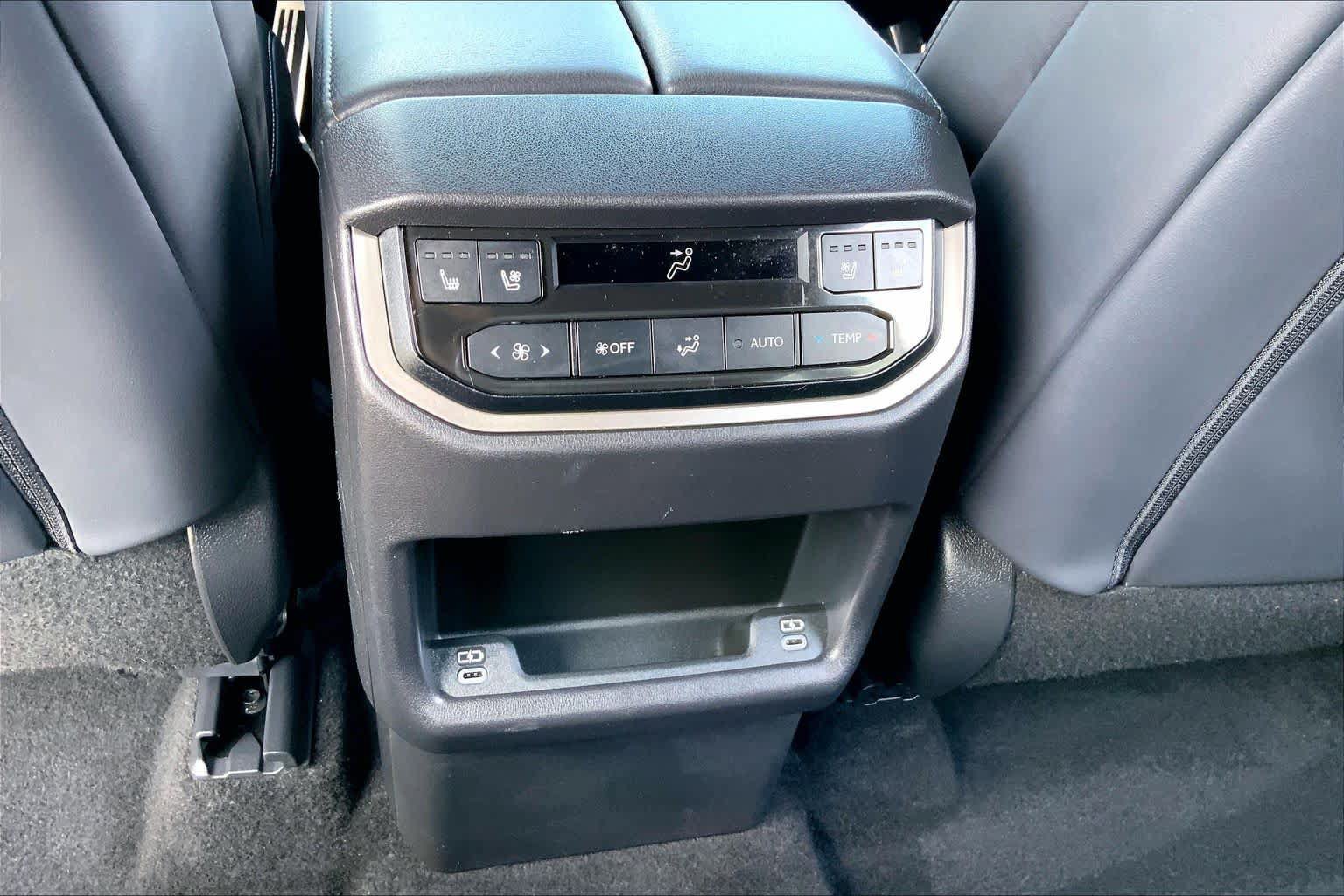 Certified 2025 Lexus TX 500h AWD w/ Technology Package image 34