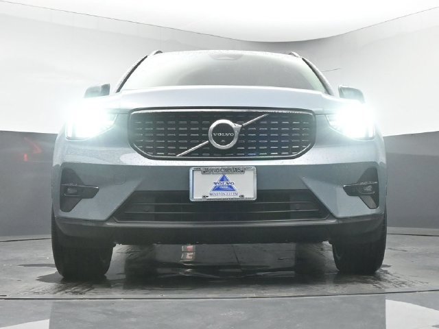 Used 2023 Volvo XC40 B5 Ultimate w/ Climate Package AWD/4WD image 37