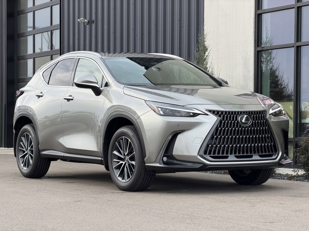 Used 2025 Lexus NX 350 AWD w/ Accessory Package (2T) image 4
