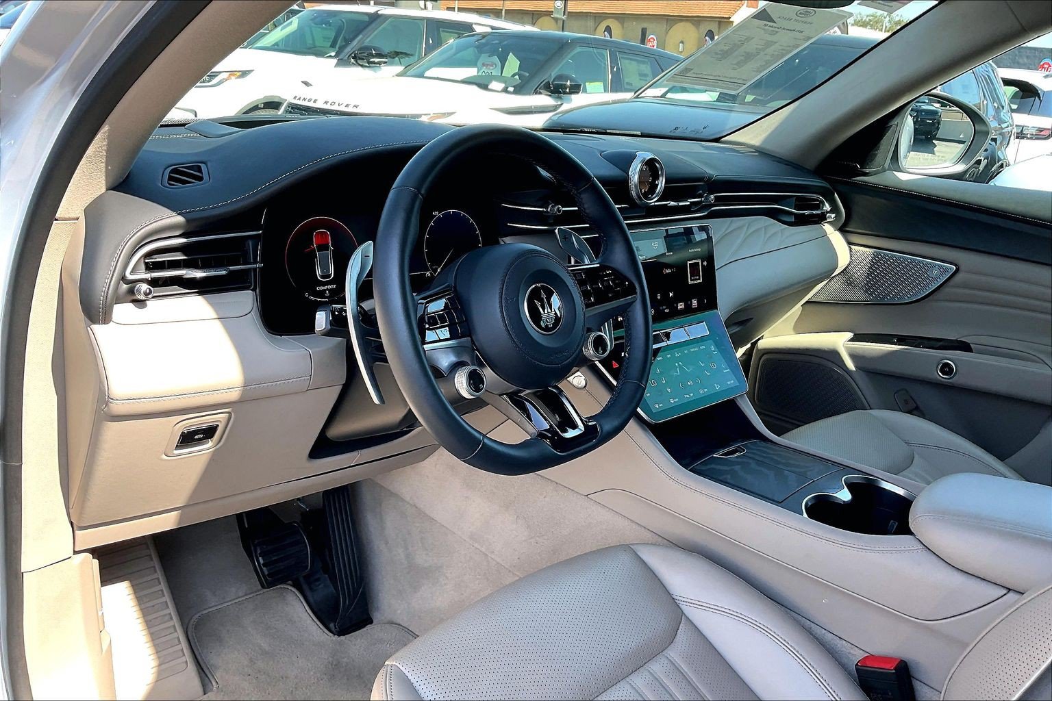 Used 2023 Maserati Grecale GT AWD/4WD image 17