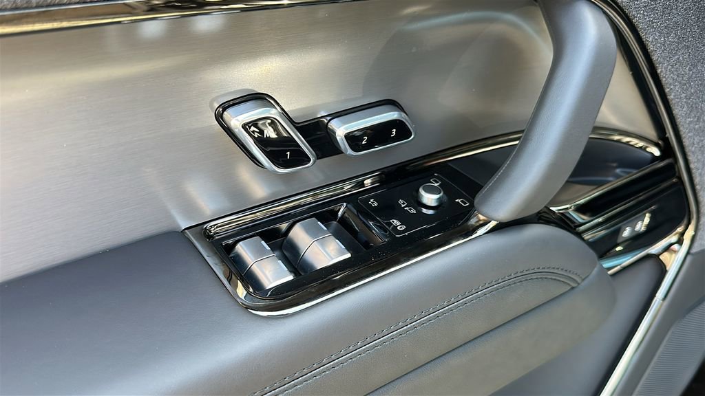 New 2026 Land Rover Range Rover Sport SE image 10