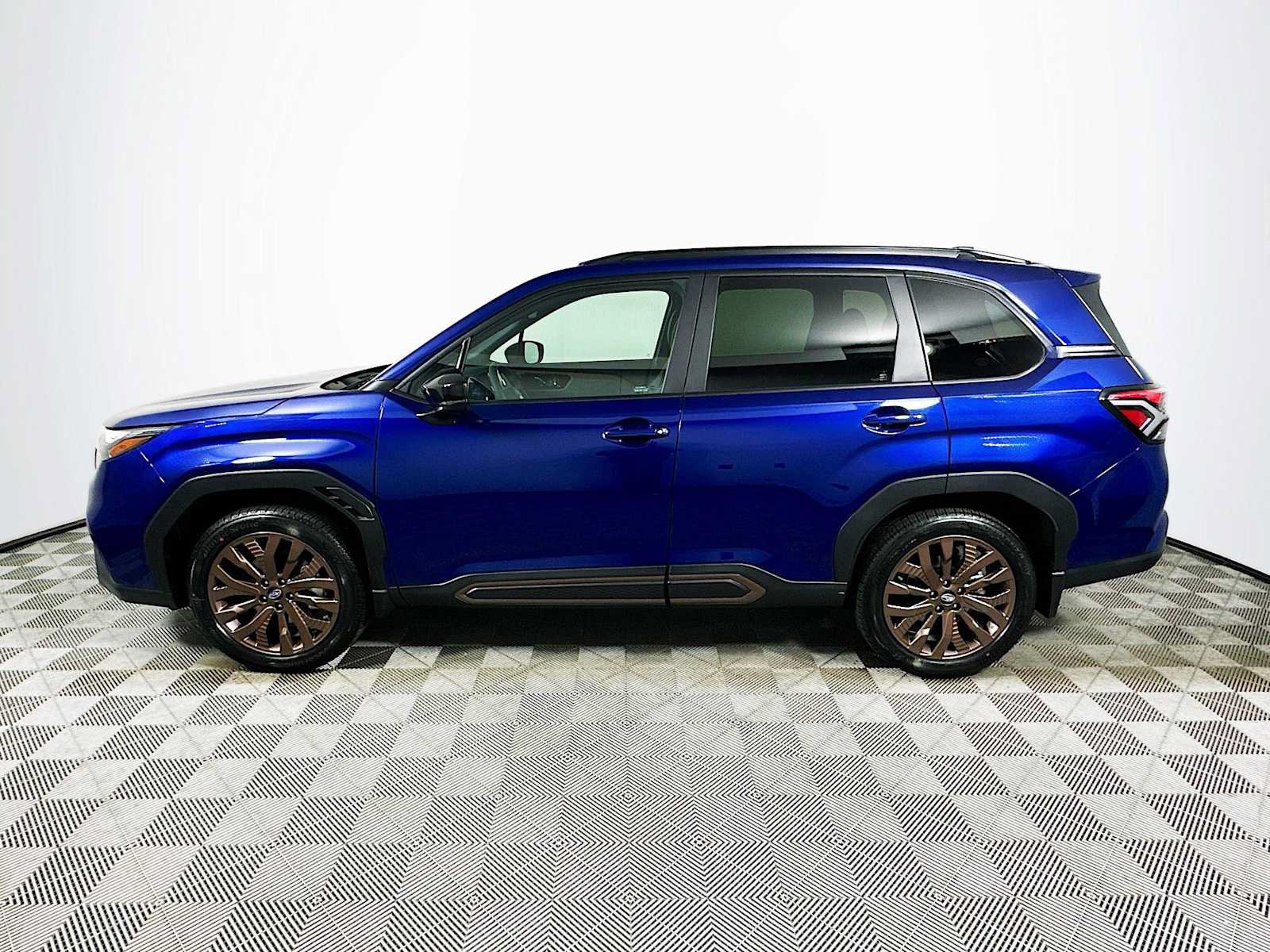 Certified 2026 Subaru Forester Sport w/ Sport Package AWD/4WD image 4