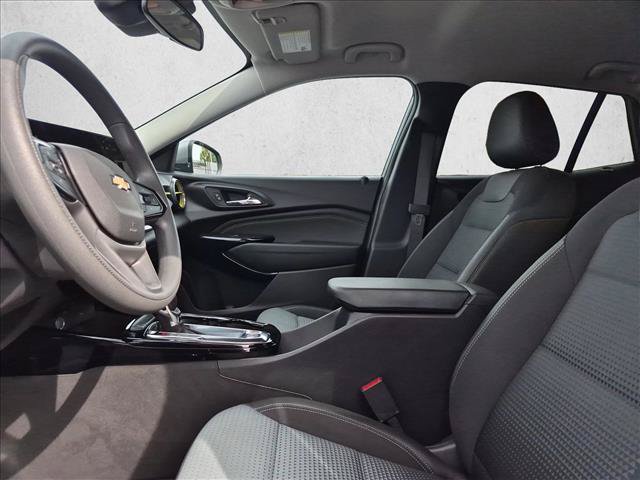Used 2026 Chevrolet Trax LT FWD image 16