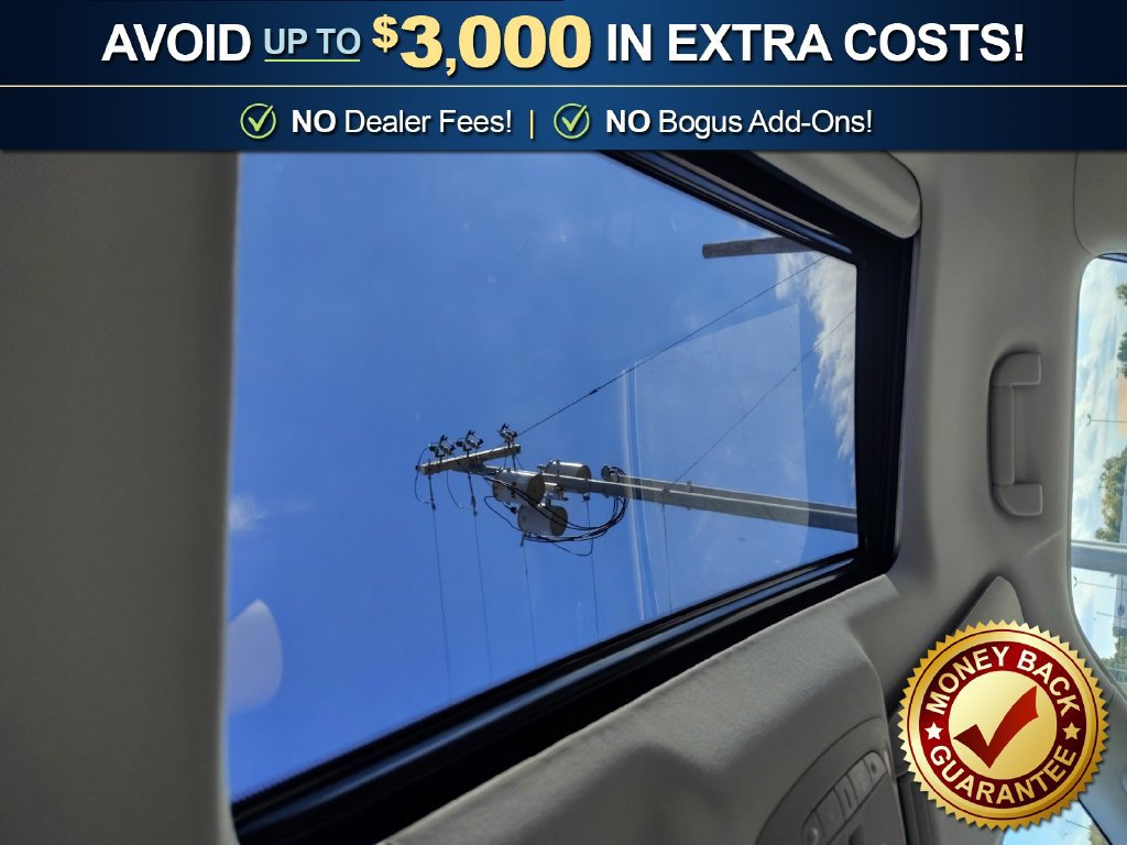 Used 2022 Nissan Armada Platinum w/ Captain's Chairs Package RWD image 27
