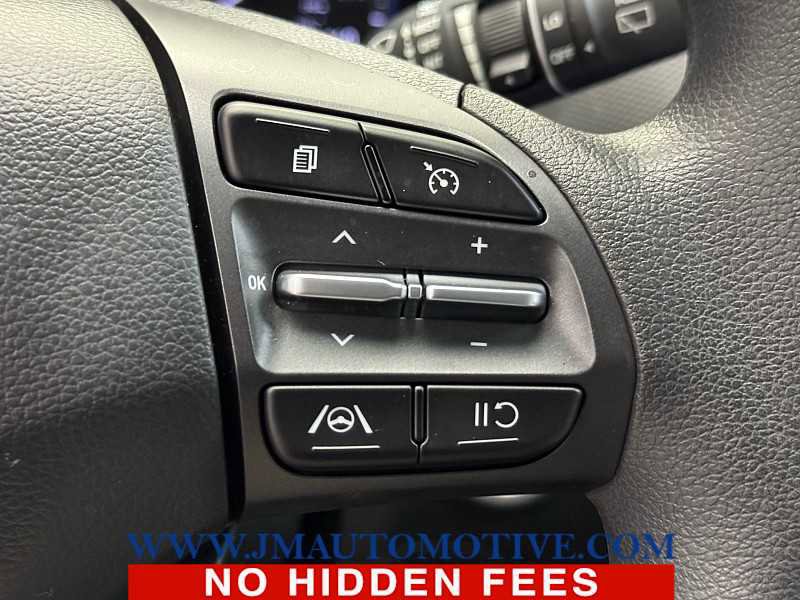 Used 2023 Hyundai Kona SEL image 41