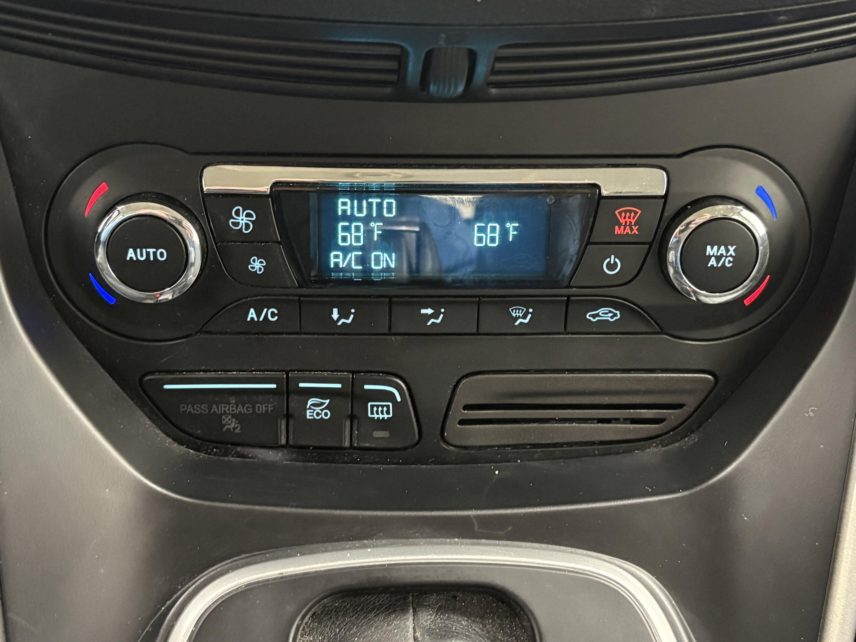 Used 2016 Ford C-MAX SE image 15