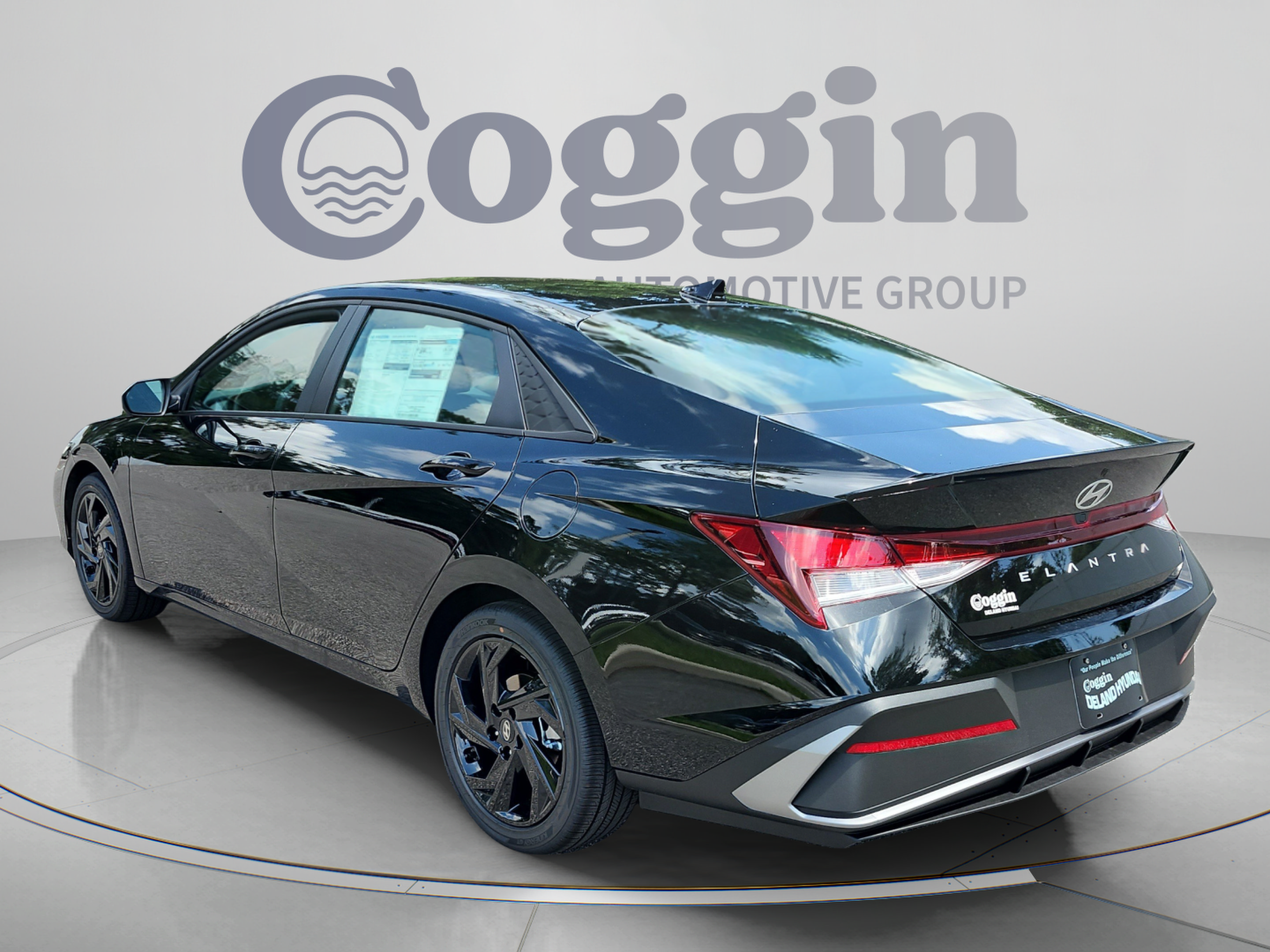 New 2026 Hyundai Elantra SEL Sport FWD image 3