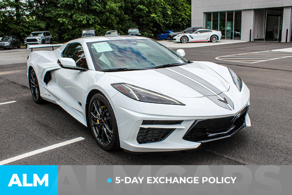 Used 2024 Chevrolet Corvette Stingray Convertible w/ 1LT RWD image 3