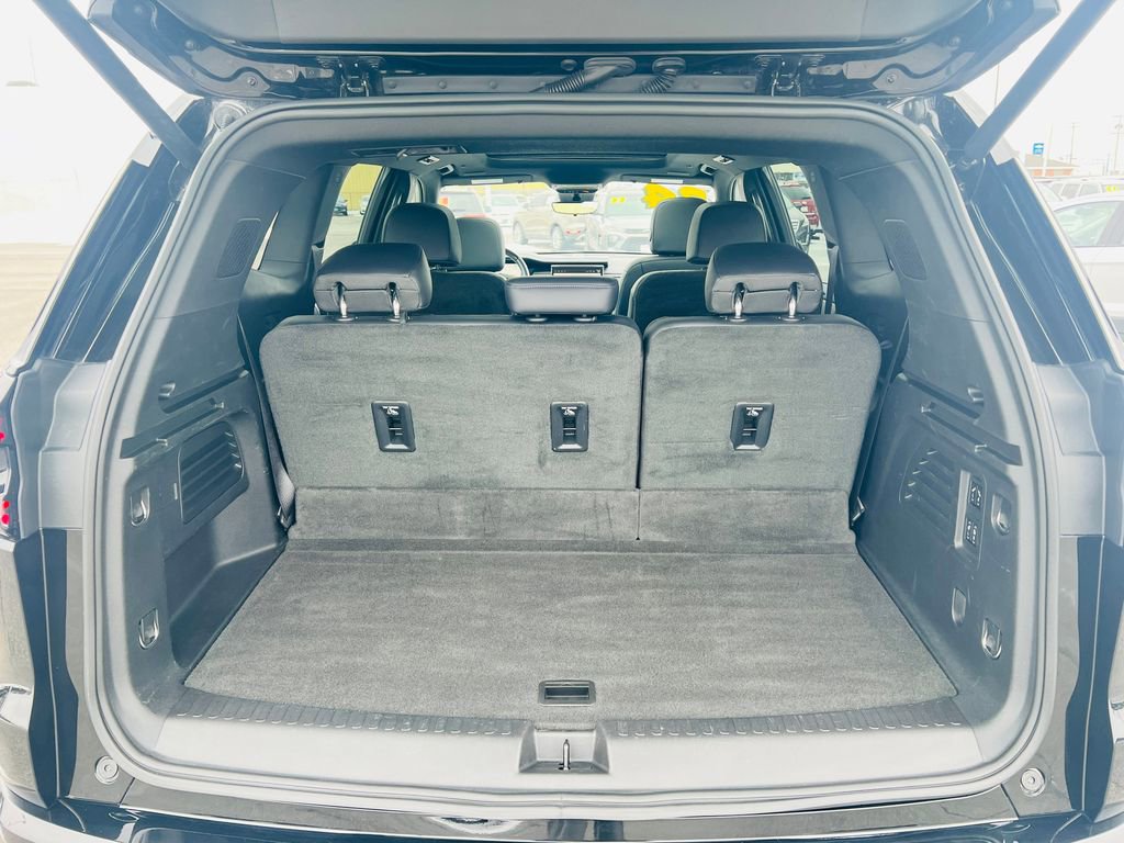 Used 2024 GMC Acadia Denali w/ Super Cruise Package image 44