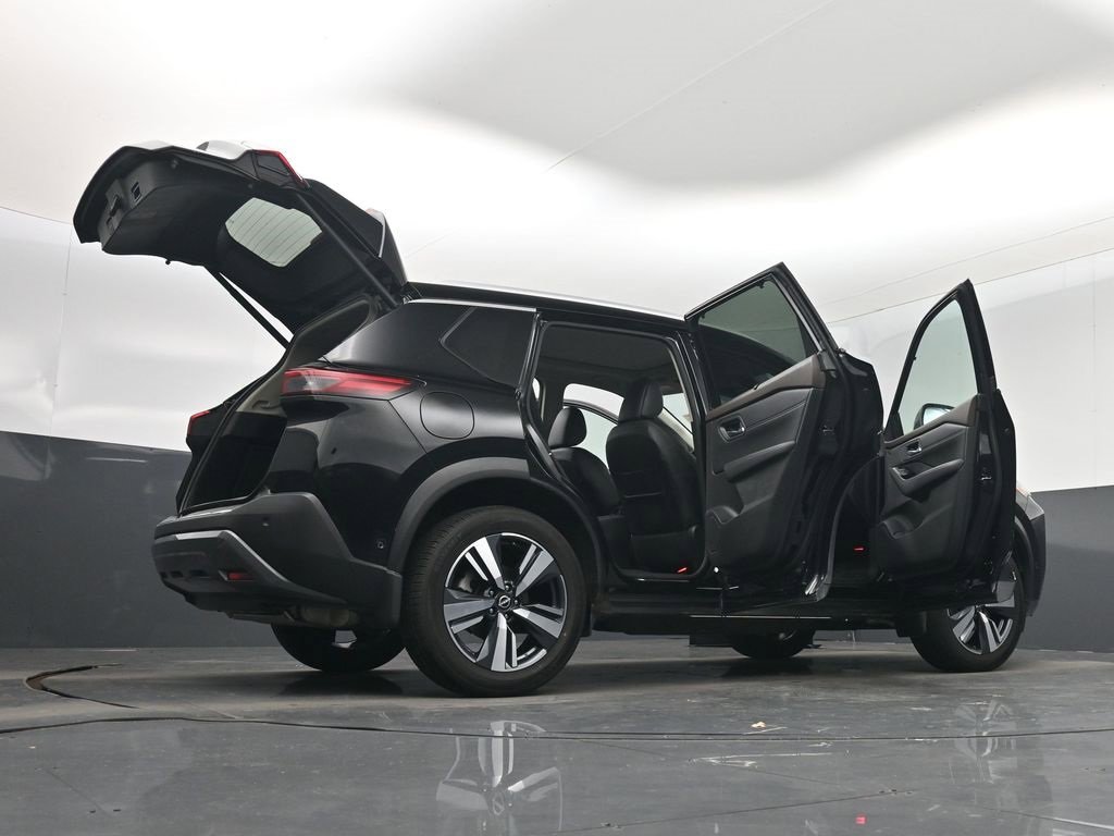 Used 2023 Nissan Rogue SL w/ SL Premium Package image 59