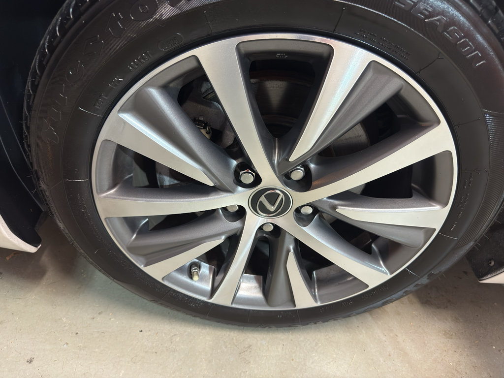 Used 2019 Lexus ES 350 FWD image 32