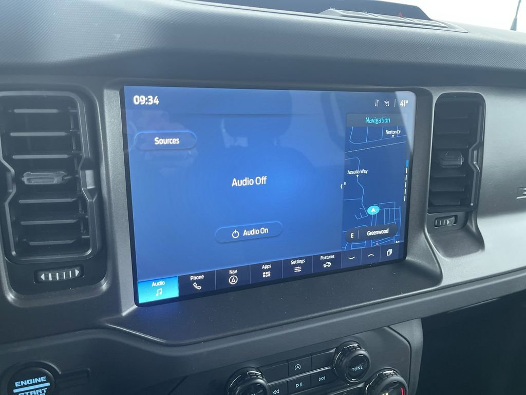 Used 2025 Ford Bronco Big Bend image 16