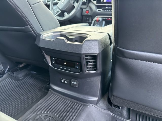 Used 2025 Toyota Sequoia Platinum image 14