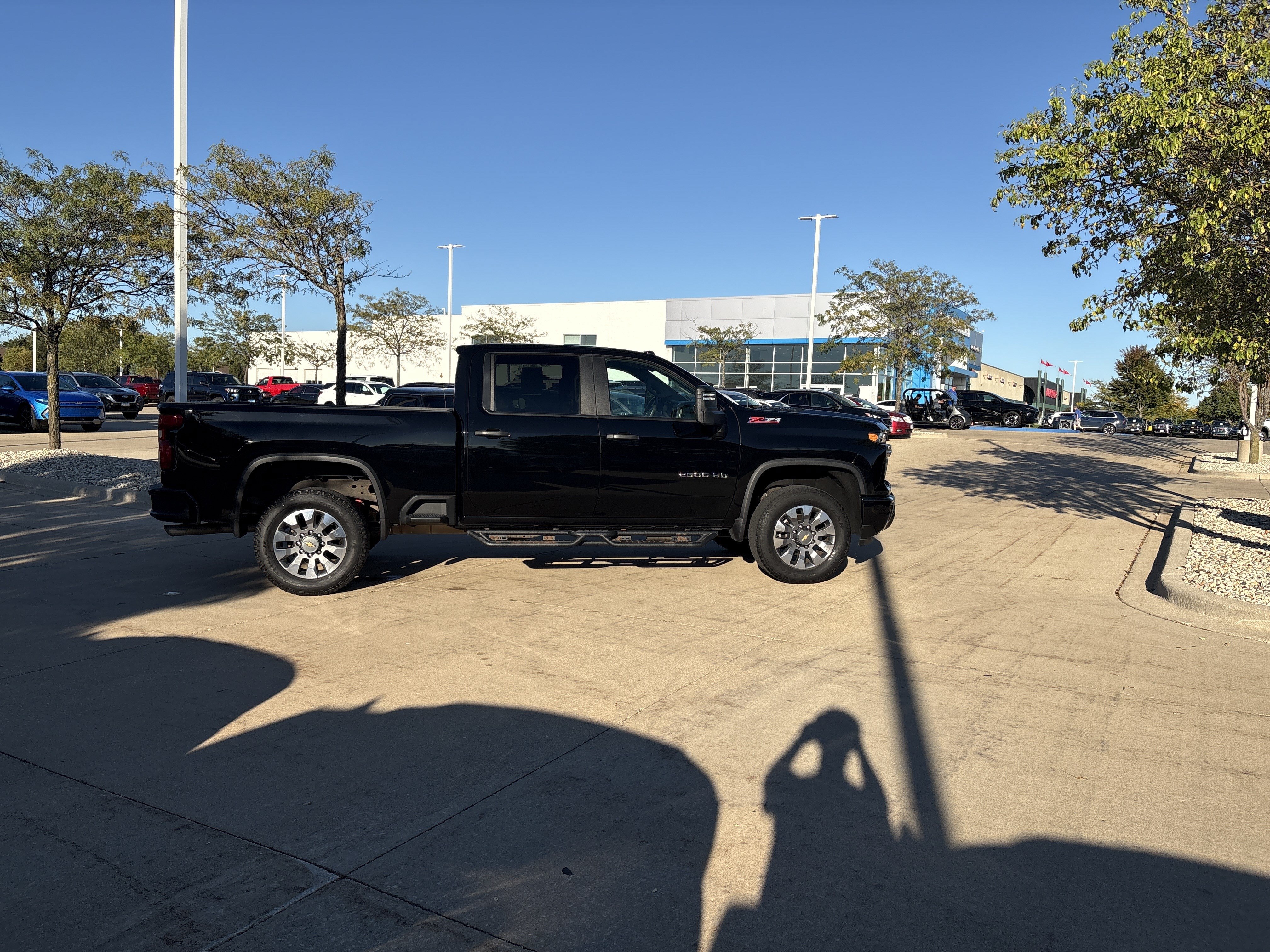 Used 2024 Chevrolet Silverado 2500 Custom w/ Custom Convenience Package AWD/4WD image 9