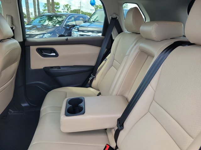 Certified 2023 Nissan Rogue SV w/ SV Premium B Package FWD image 11