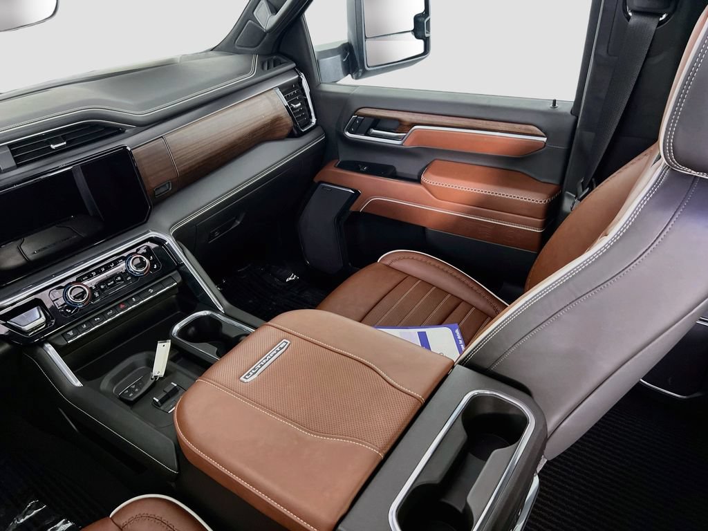 Used 2026 GMC Sierra 2500 Denali Ultimate AWD/4WD image 23