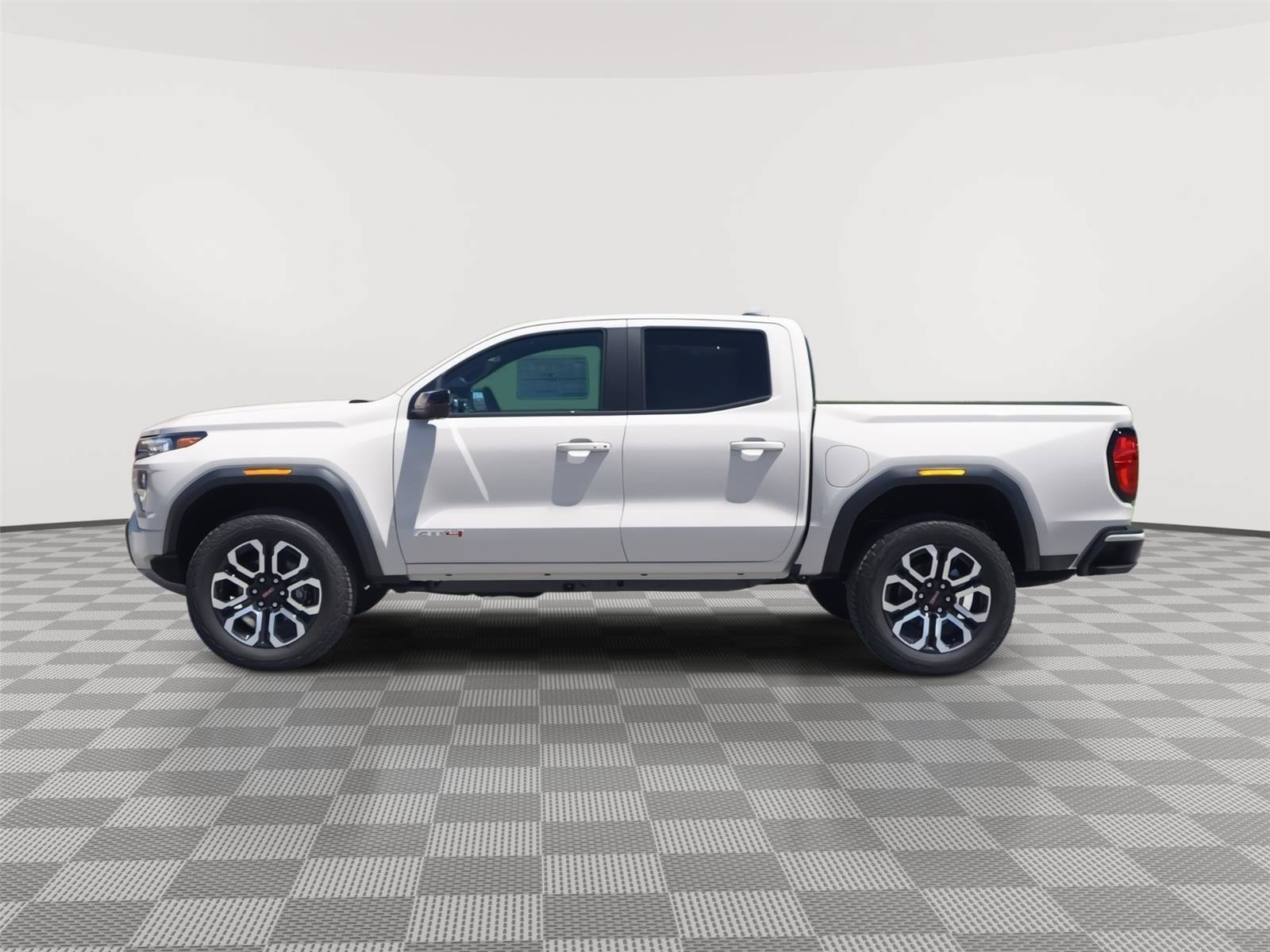 New 2026 GMC Canyon AT4 w/ Technology Plus Package AWD/4WD image 8