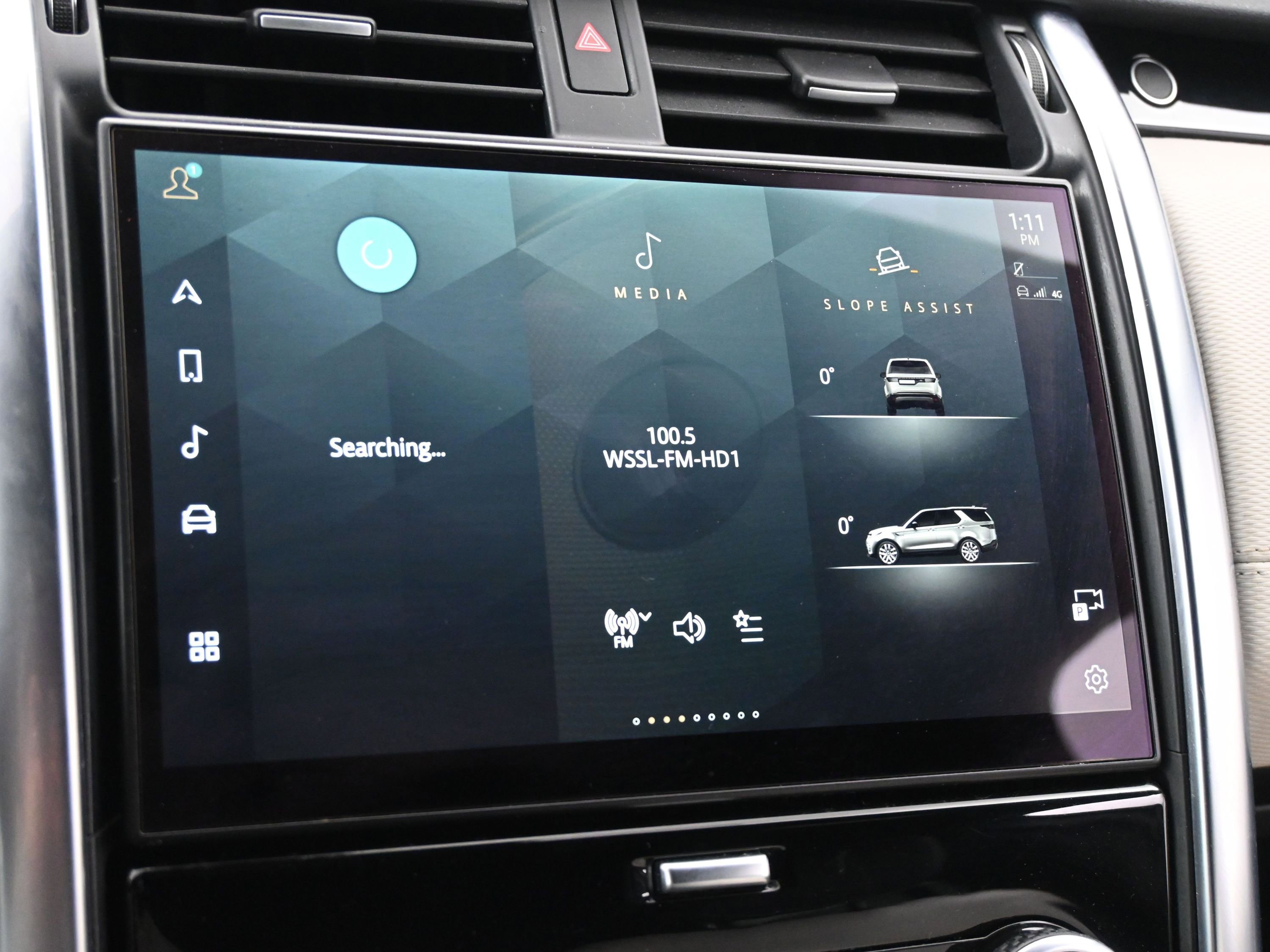 Used 2022 Land Rover Discovery HSE R-Dynamic image 14