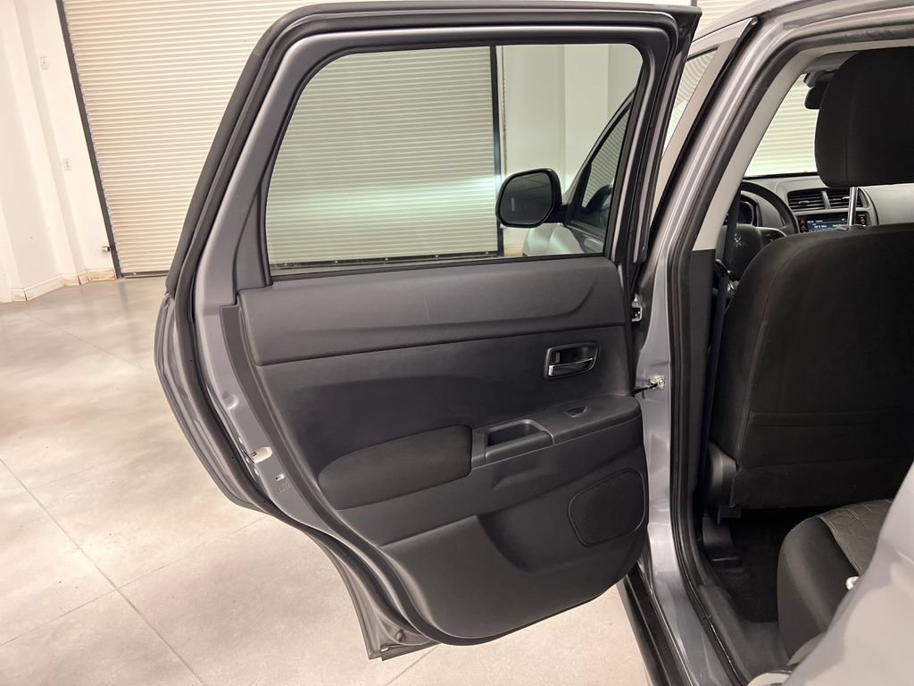 Used 2024 Mitsubishi Outlander Sport ES AWD/4WD image 20