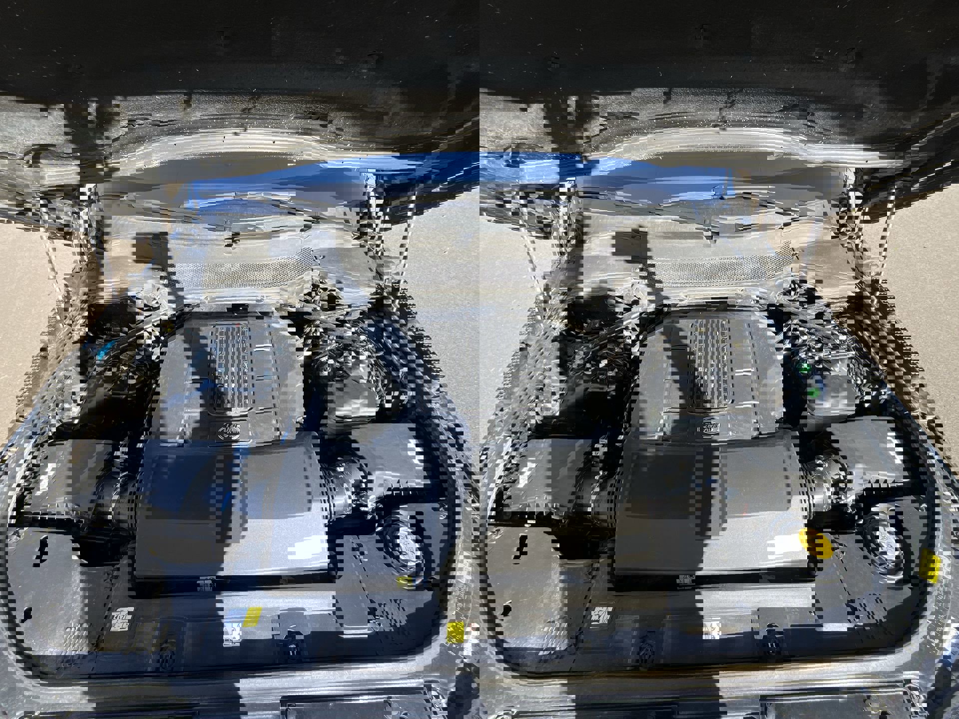 Used 2020 Land Rover Range Rover Long Wheelbase HSE image 31