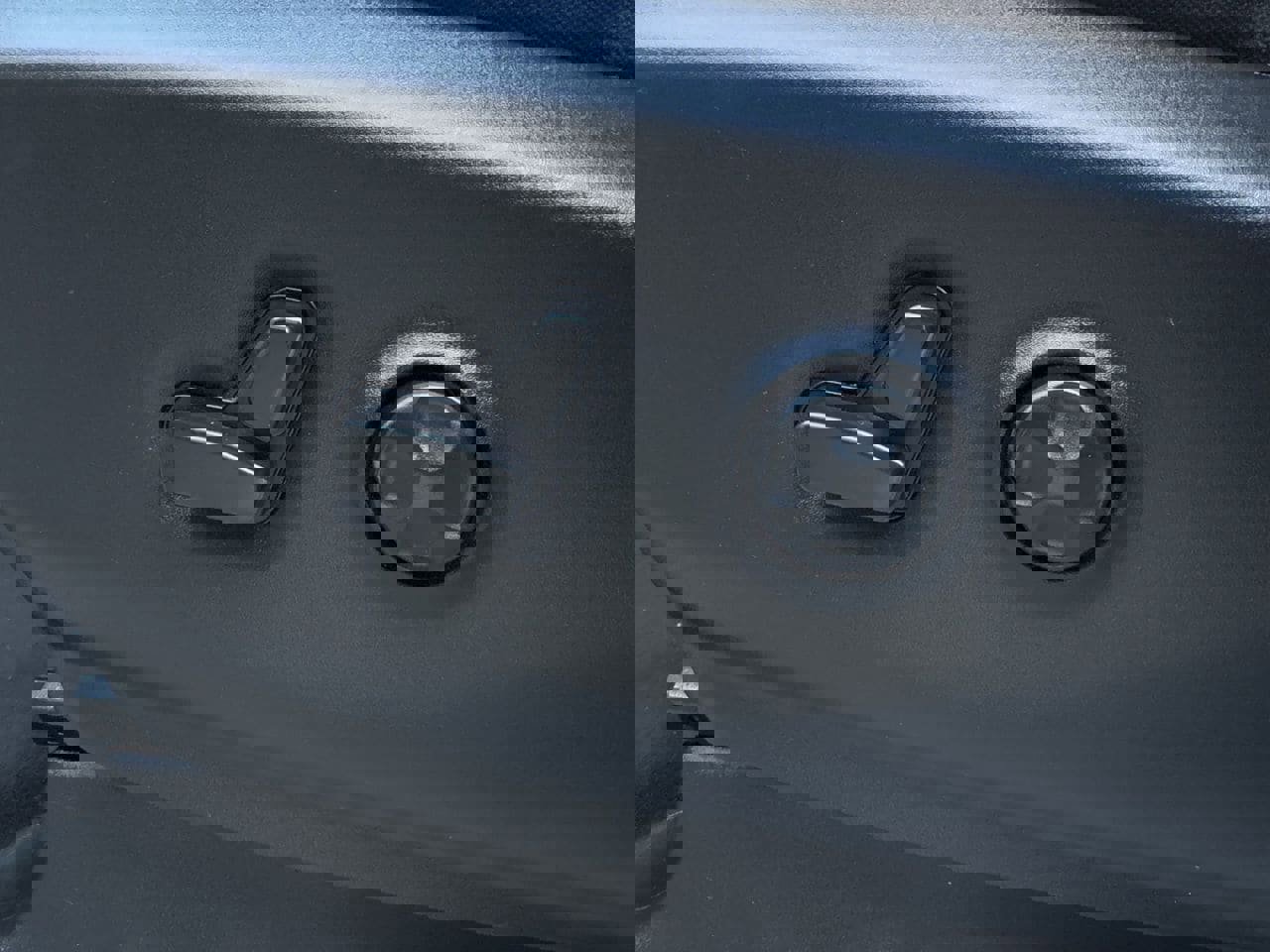 Used 2023 Chrysler Voyager LX image 27