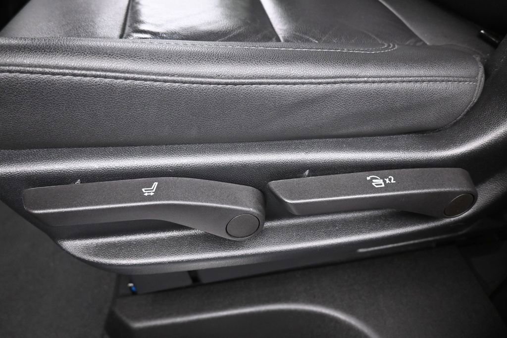 Used 2022 Chevrolet Tahoe LT RWD image 35