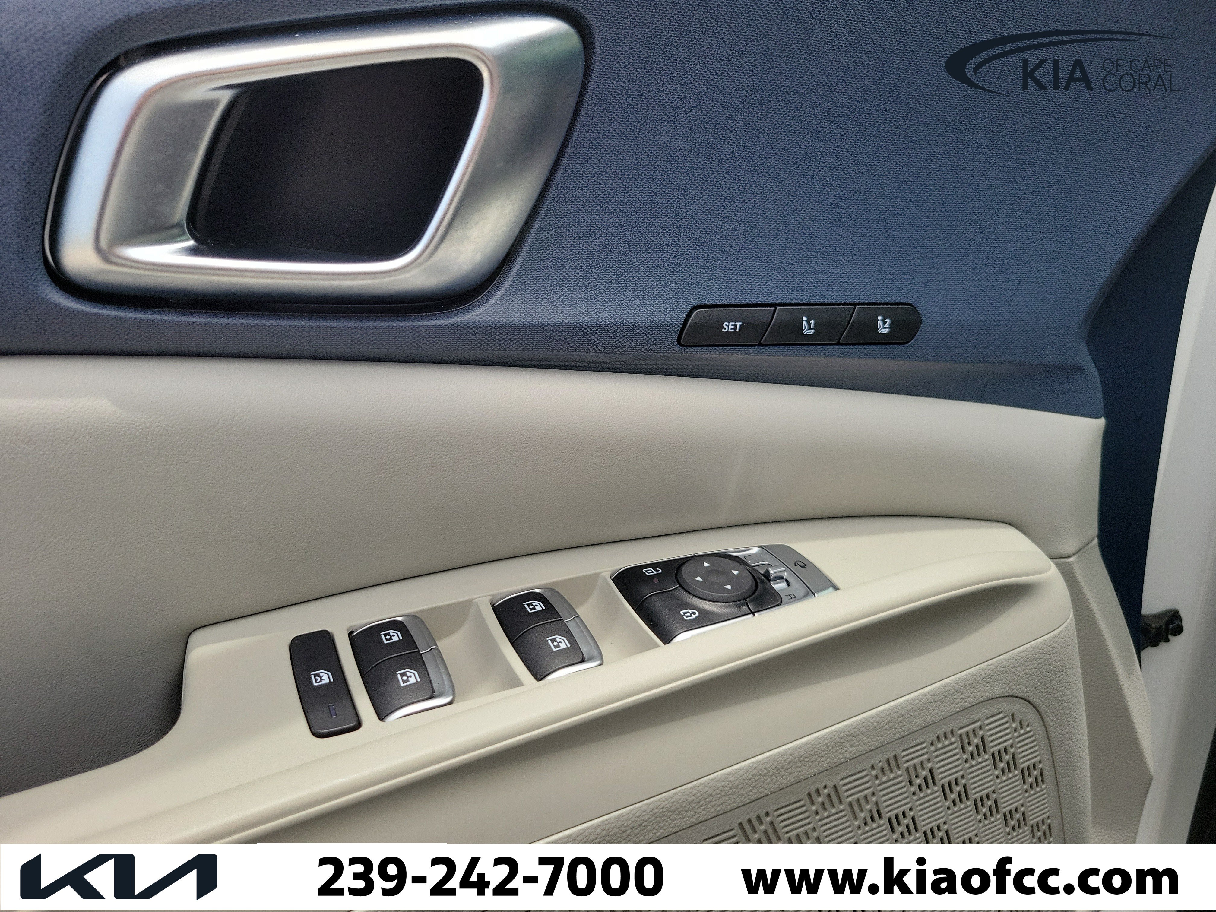 Certified 2026 Kia Carnival EX FWD image 24
