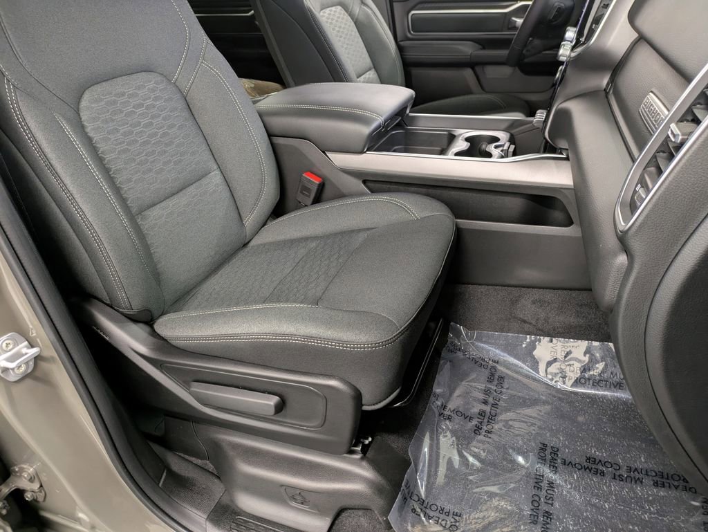 Used 2026 RAM 1500 Big Horn AWD/4WD image 31
