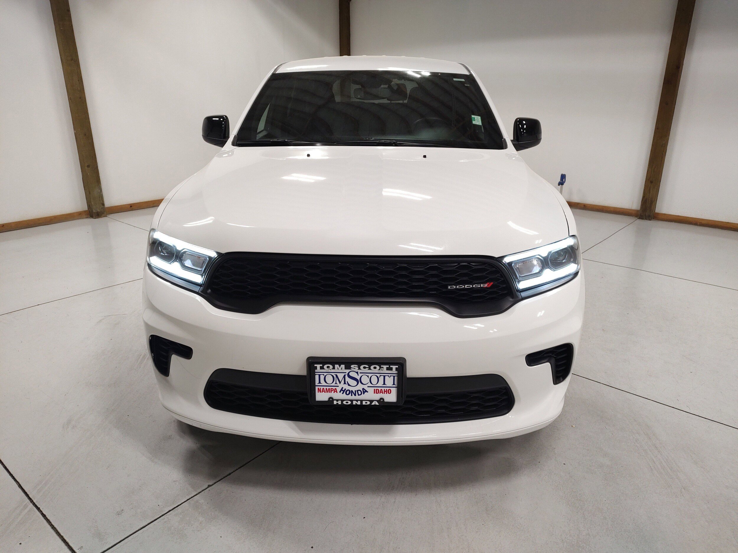 Used 2025 Dodge Durango GT AWD/4WD image 3