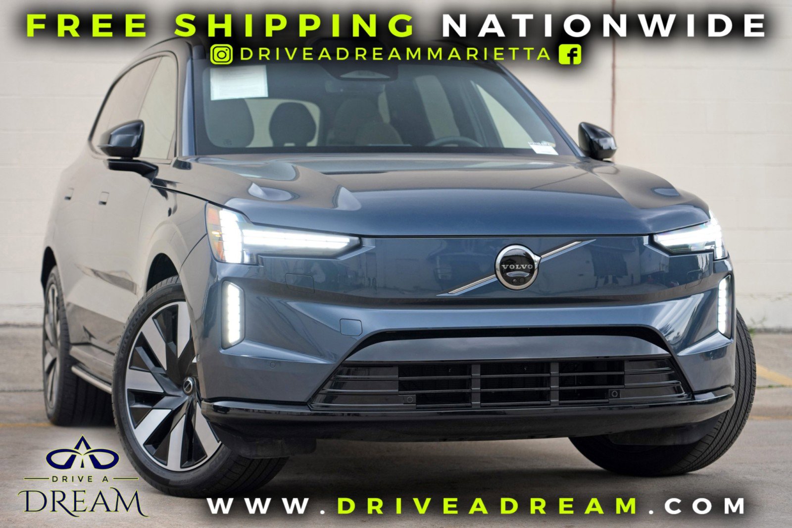 Used 2025 Volvo EX90 Ultra AWD/4WD image 2
