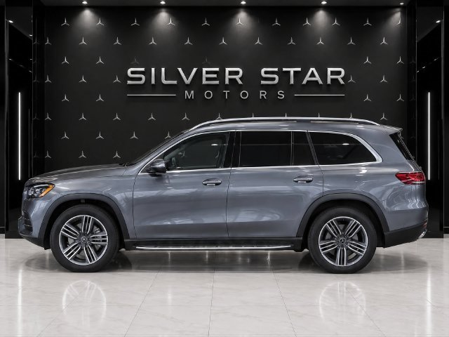 Used 2023 Mercedes-Benz GLS 450 4MATIC image 7