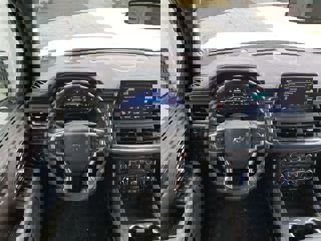 Used 2024 Chevrolet Tahoe Z71 w/ Luxury Package AWD/4WD image 23