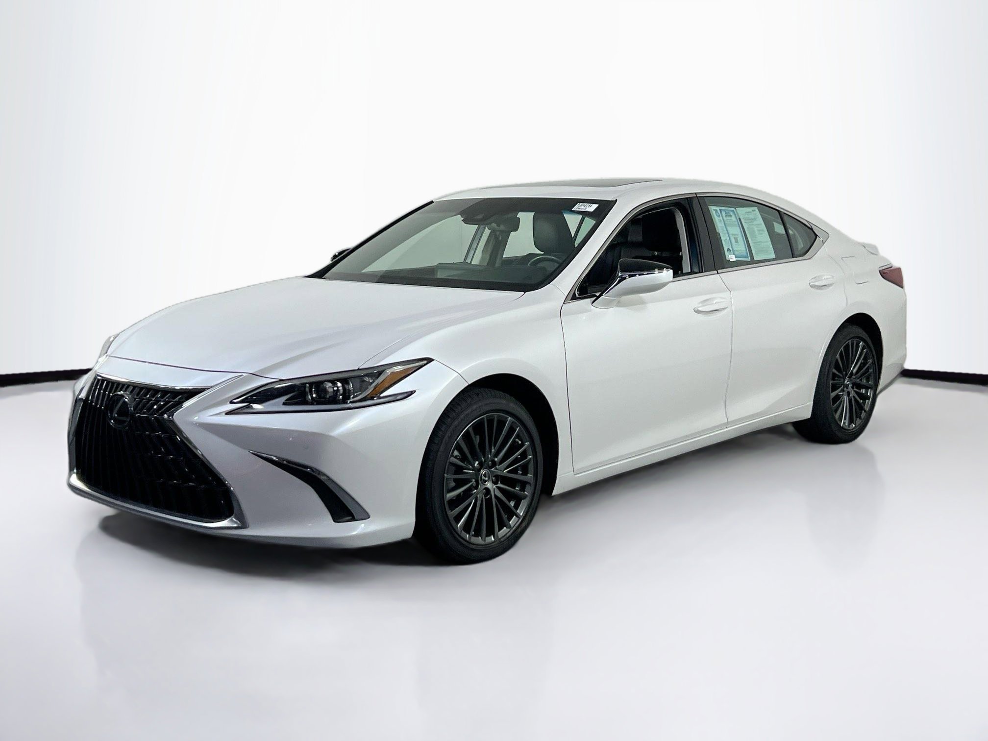 Used 2024 Lexus ES 300h w/ Premium Package image 1