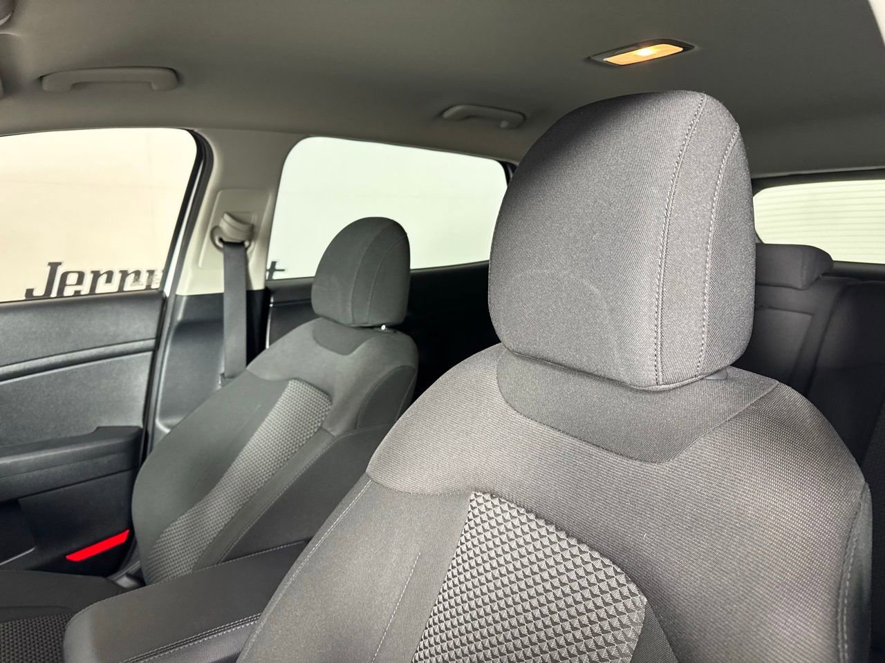 Used 2024 Kia Sportage LX image 11