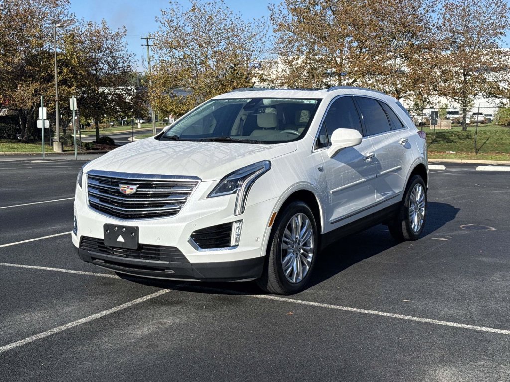 Used 2017 Cadillac XT5 Premium Luxury w/ Driver Assist Package FWD image 20