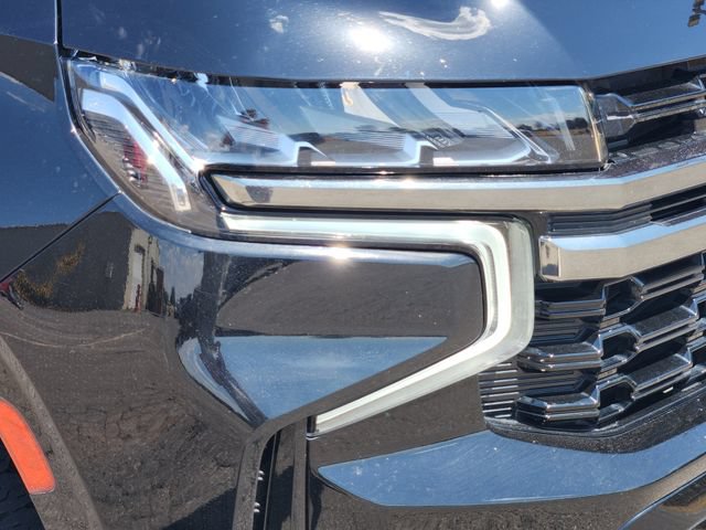 Used 2022 Chevrolet Tahoe Z71 w/ Luxury Package AWD/4WD image 9