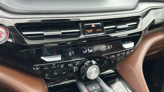 Certified 2023 Acura MDX SH-AWD w/ Advance Package image 16